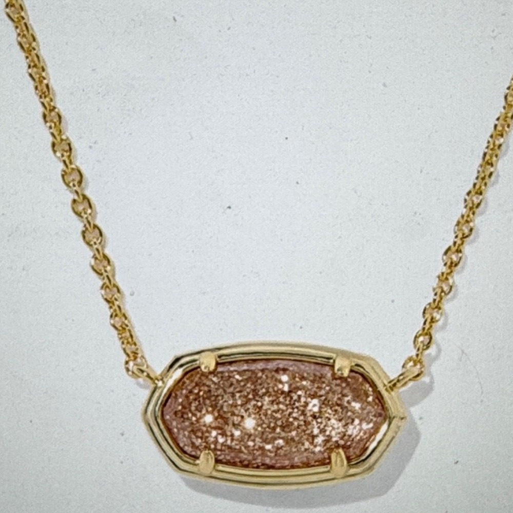 NWT Kendra Scott Elisa 2025 Gold Collector’s Edition Short Pendant w/ Gift box